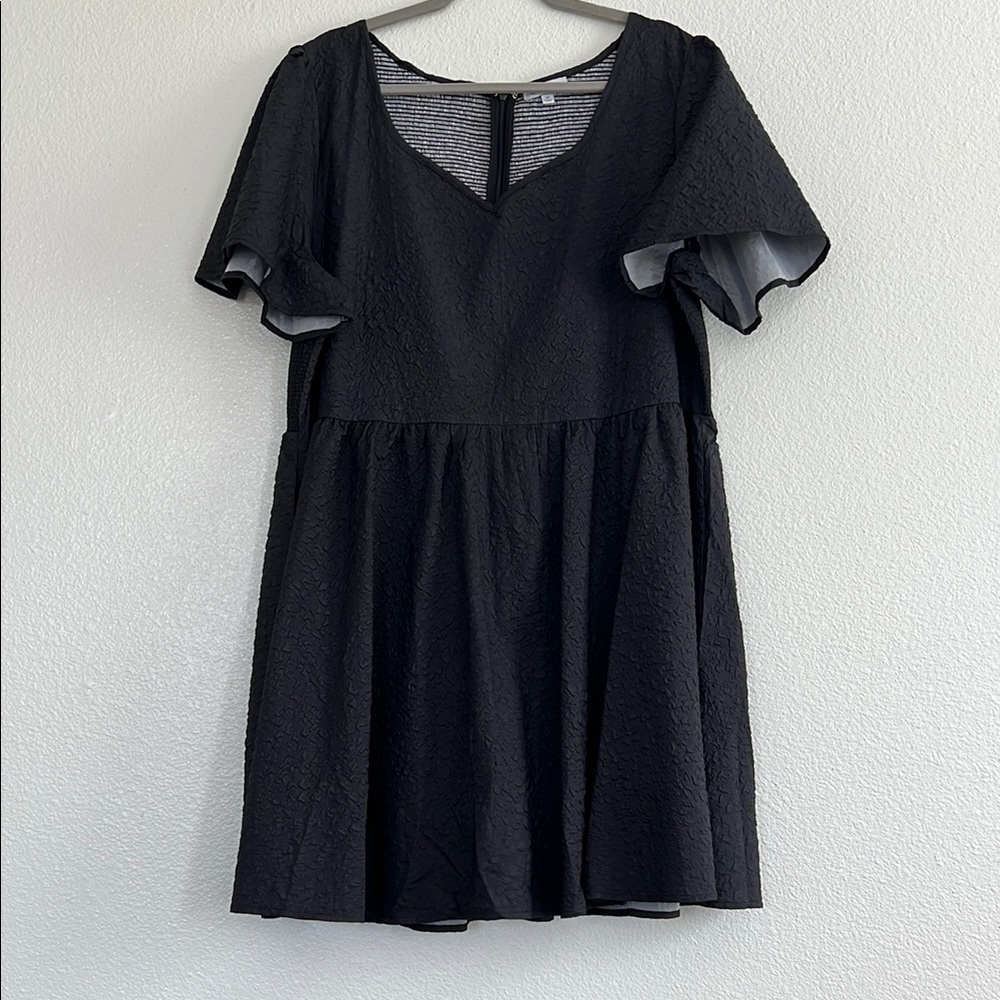 white birch Black Textured Short Sleeve Dress, NWOT